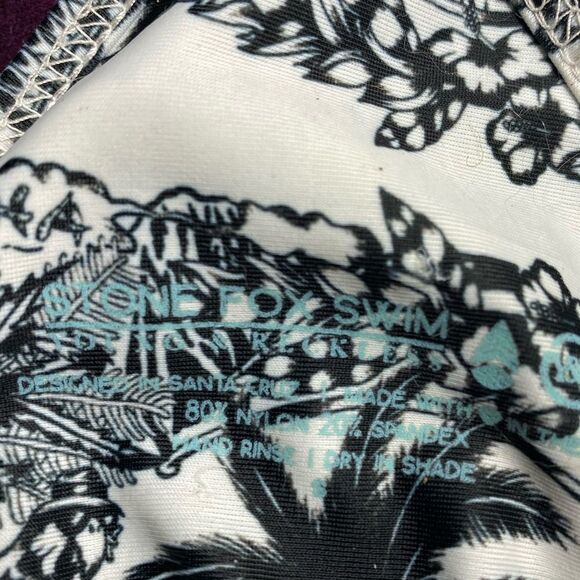 Stone Fox Swim Young & Reckless‎ Aloha Bikini Top - Picture 7 of 7
